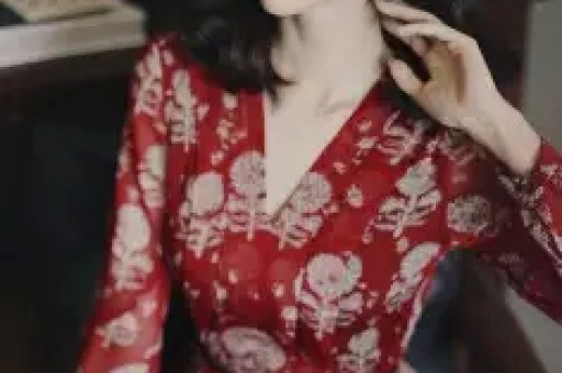最近娱乐圈的大瓜你们吃了吗？